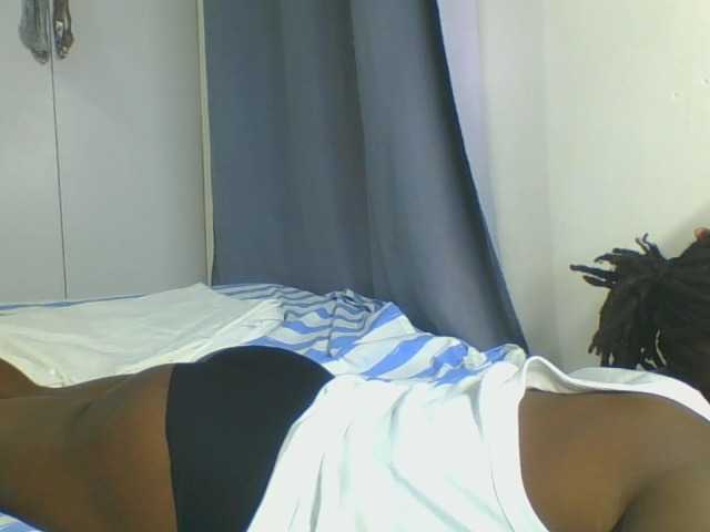 Smilingbeibylove live cam on BongaCams