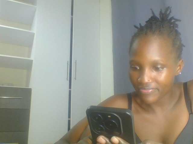 Smilingbeibylove live cam on BongaCams