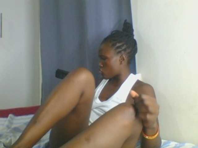 Smilingbeibylove live cam on BongaCams