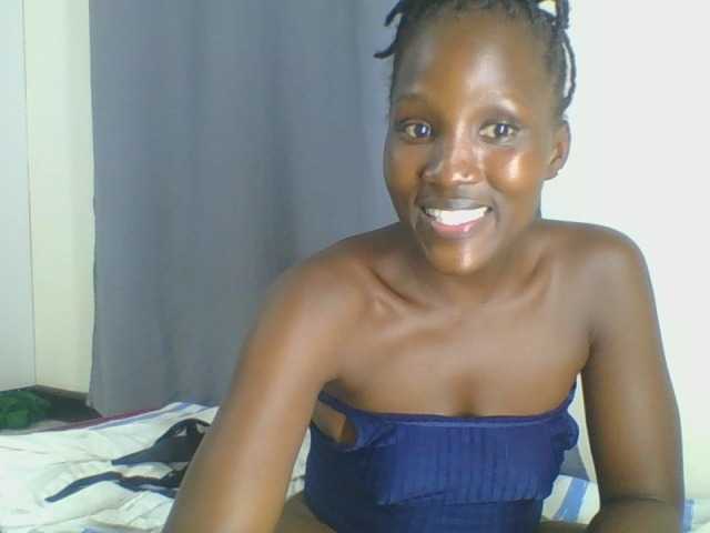 Smilingbeibylove live cam on BongaCams