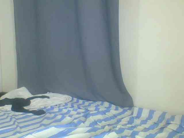 Smilingbeibylove webcam