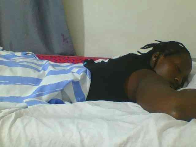Smilingbeibylove webcam