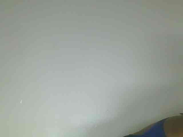 Smilingbeibylove webcam