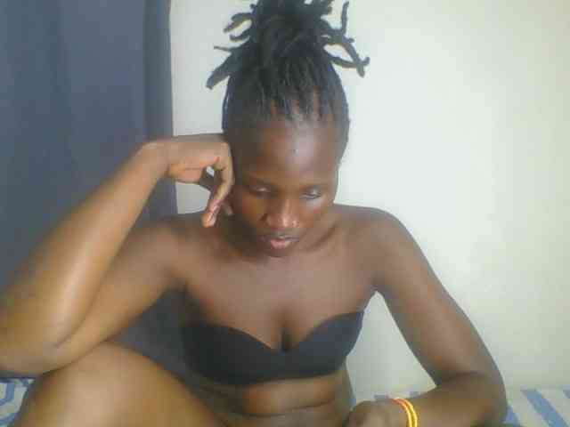Smilingbeibylove webcam