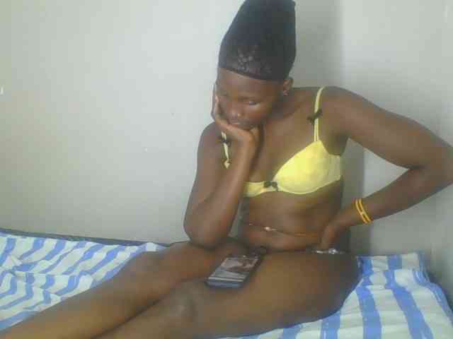 Smilingbeibylove webcam