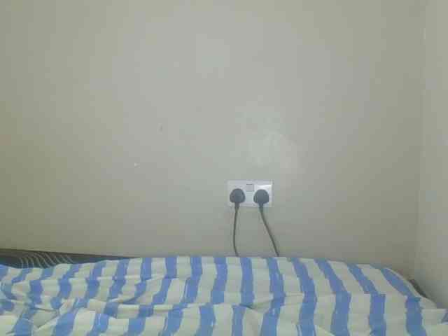 Smilingbeibylove webcam