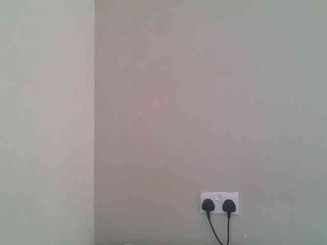 Smilingbeibylove webcam