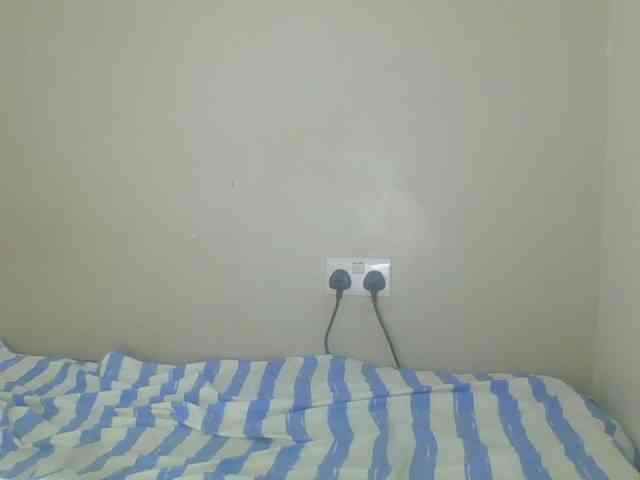 Smilingbeibylove webcam
