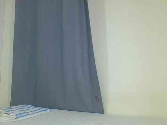 Smilingbeibylove webcam
