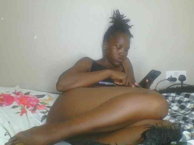 Smilingbeibylove webcam