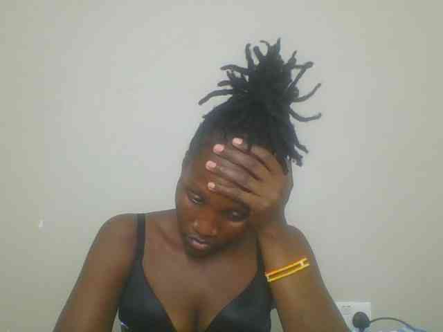 Smilingbeibylove webcam