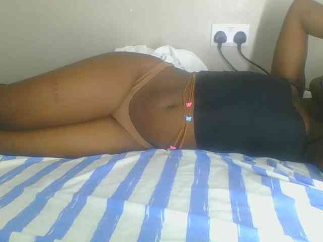 Smilingbeibylove webcam