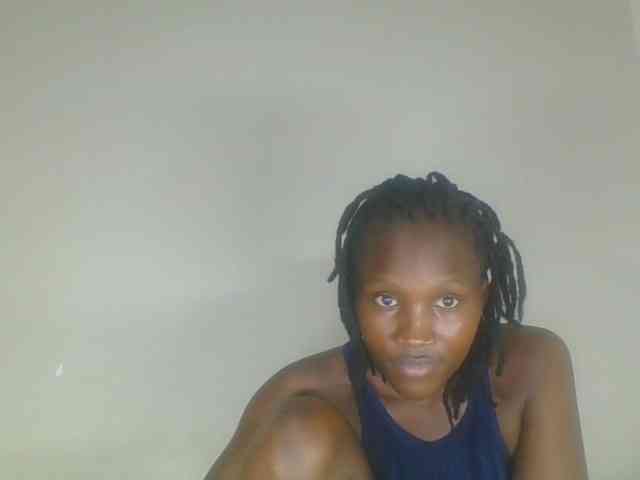 Smilingbeibylove webcam
