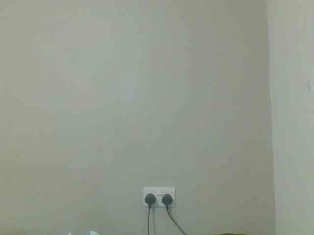 Smilingbeibylove webcam