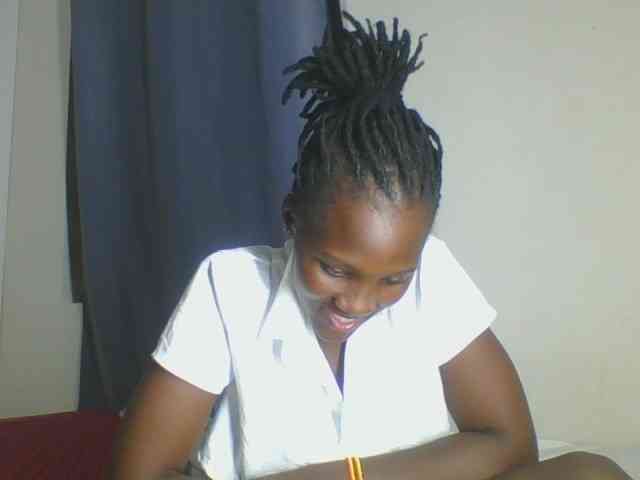 Smilingbeibylove webcam
