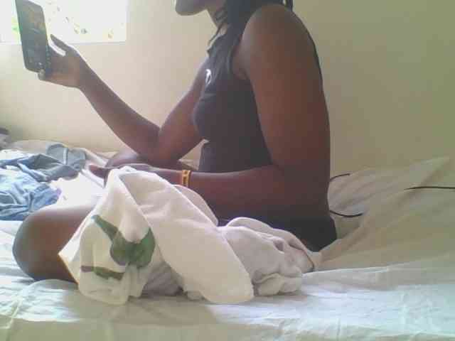 Smilingbeibylove webcam
