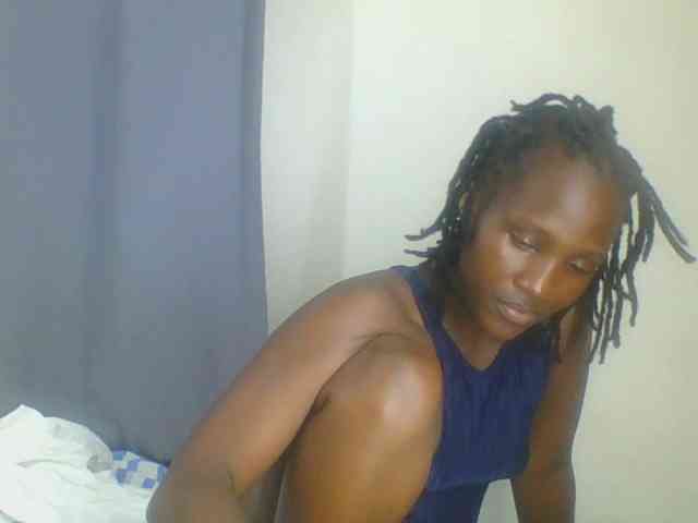 Smilingbeibylove webcam