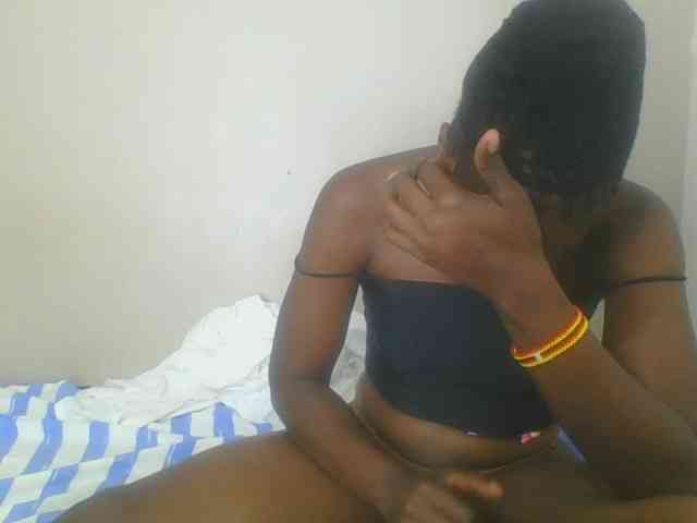 Smilingbeibylove webcam