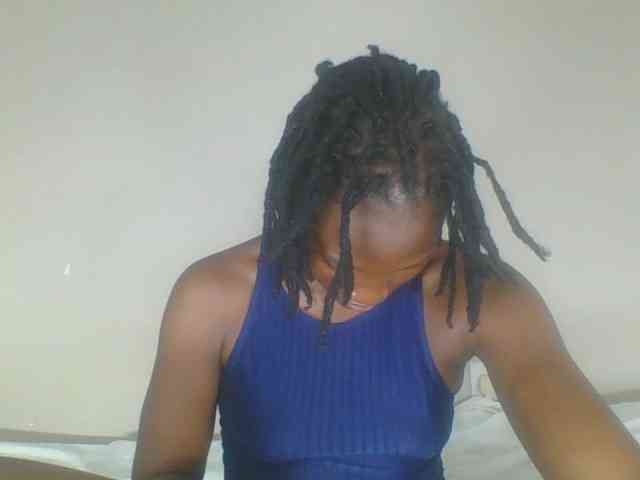 Smilingbeibylove webcam
