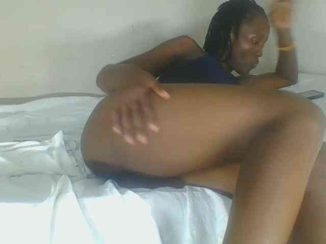 Smilingbeibylove webcam