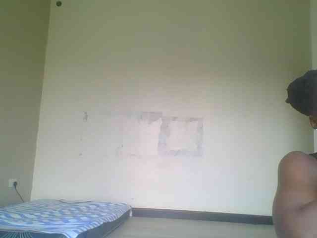 Smilingbeibylove webcam