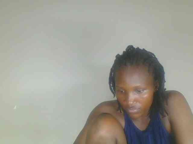 Smilingbeibylove webcam