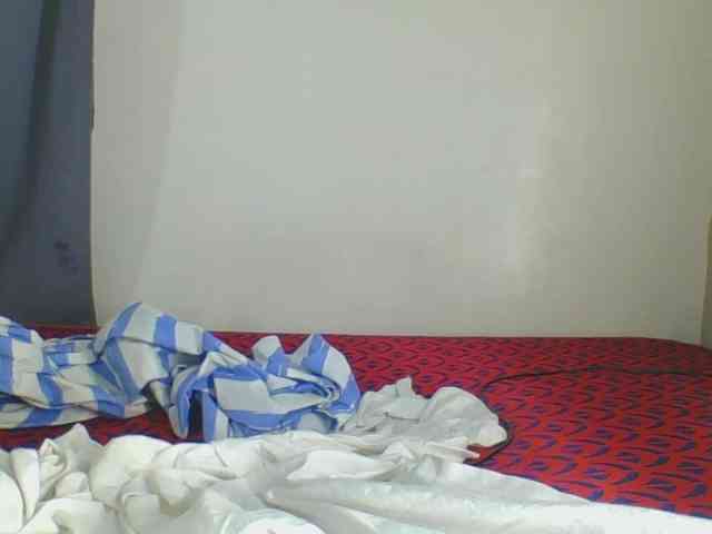 Smilingbeibylove webcam
