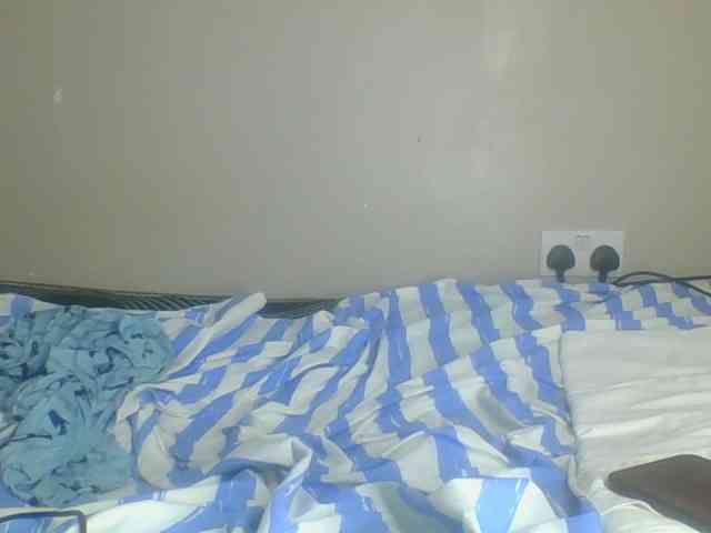 Smilingbeibylove webcam