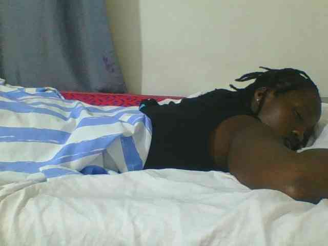 Smilingbeibylove webcam
