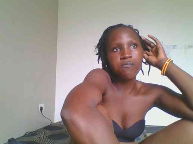 Smilingbeibylove webcam