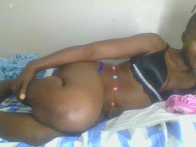 Smilingbeibylove webcam