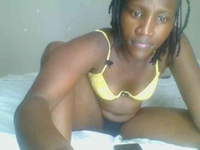 Smilingbeibylove webcam