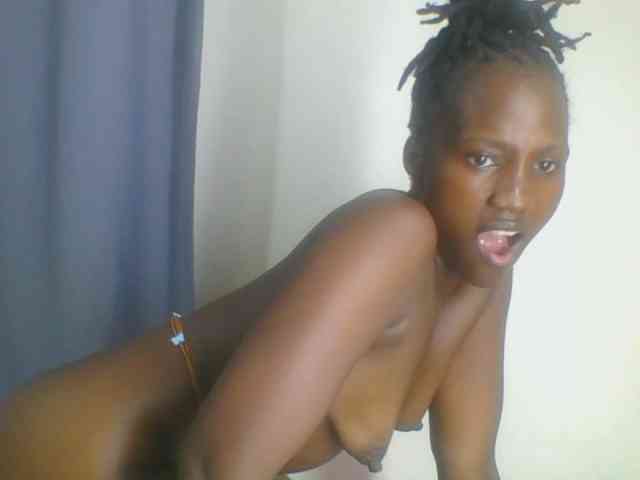 Smilingbeibylove webcam