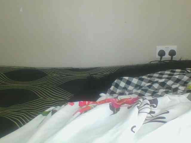 Smilingbeibylove webcam