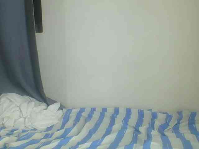 Smilingbeibylove webcam