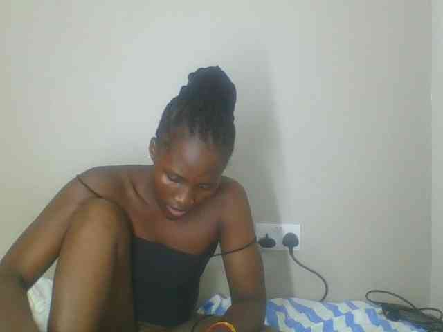 Smilingbeibylove webcam
