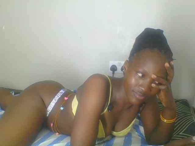Smilingbeibylove webcam