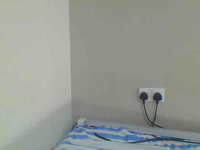 Smilingbeibylove webcam