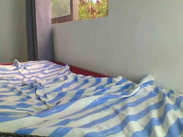 Smilingbeibylove webcam
