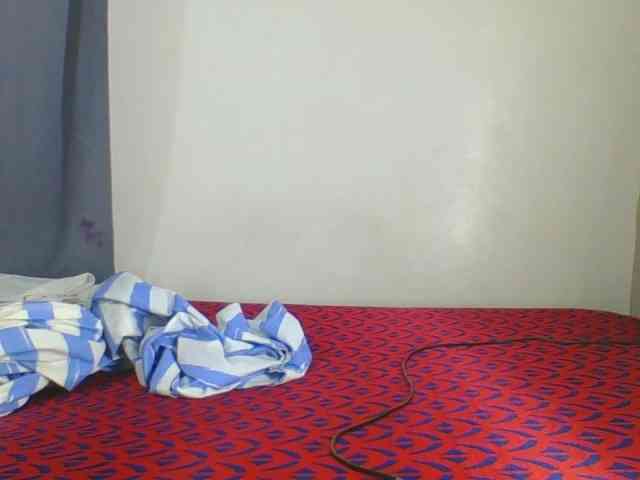 Smilingbeibylove webcam