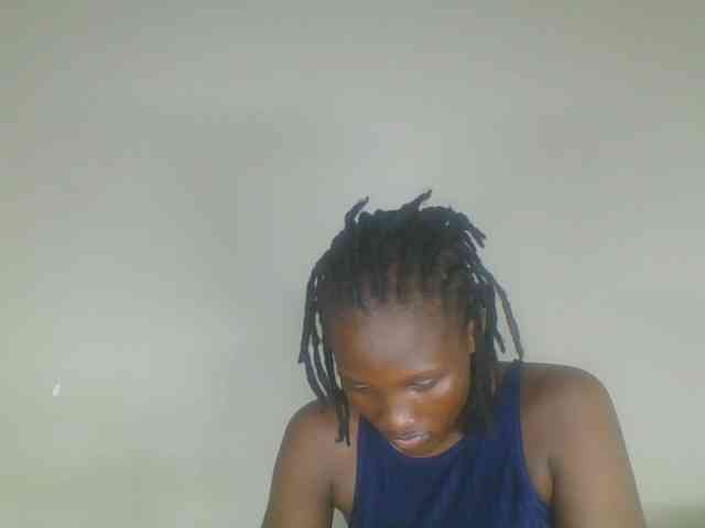 Smilingbeibylove webcam