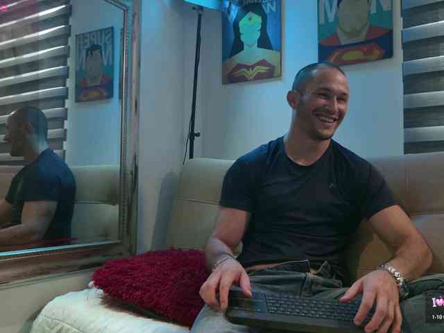 AxelFairchaild Sex Cam Show