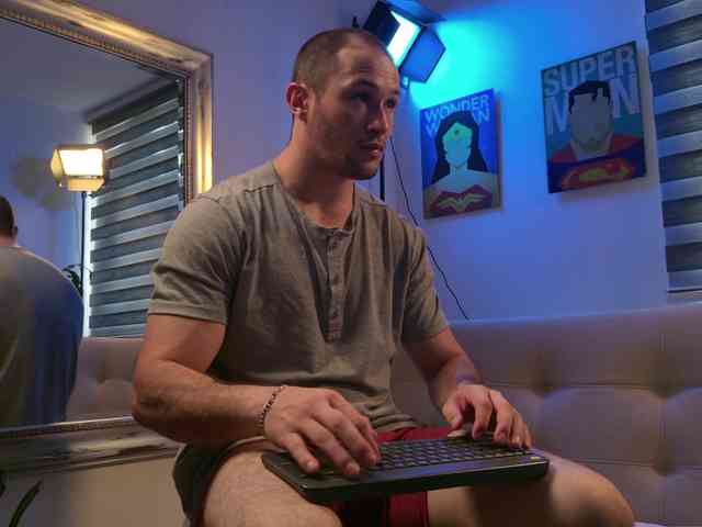 AxelFairchaild Sex Cam Show