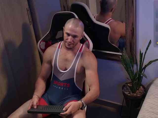 AxelFairchaild Live Webcam on BongaCams