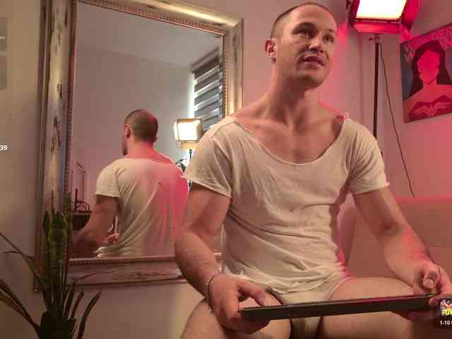 AxelFairchaild Sex Cam Show