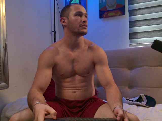 AxelFairchaild Sex Cam Show