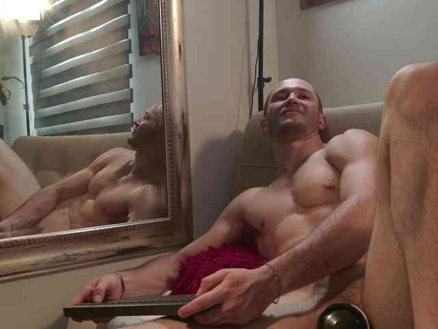 AxelFairchaild Sex Cam Show