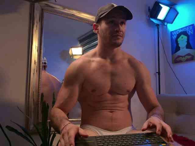 AxelFairchaild Sex Cam Show