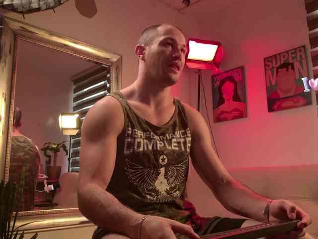 AxelFairchaild Sex Cam Show