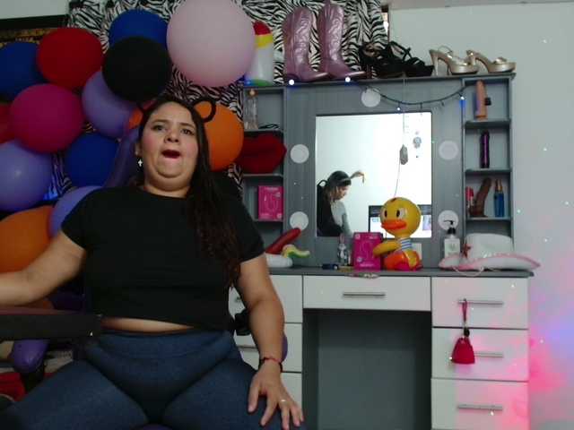 girls-kinky